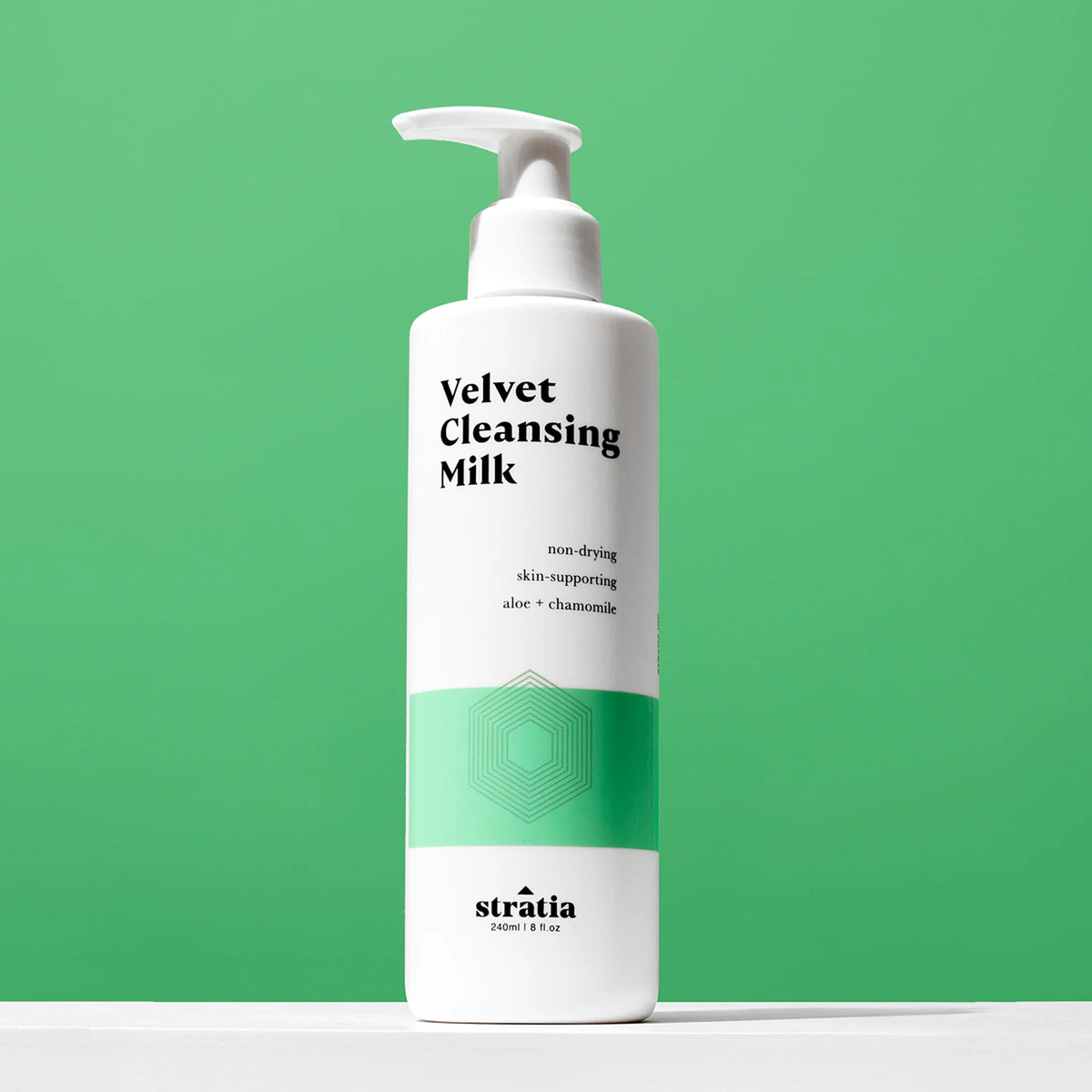 Stratia Velvet Cleansing Milk